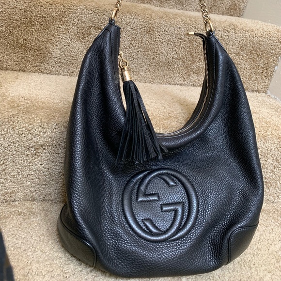 Gucci Handbags - Authentic Gucci Leather black Bag